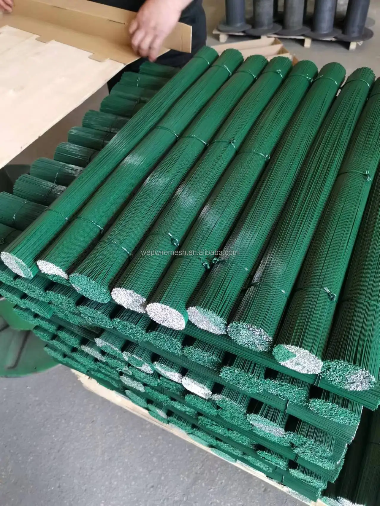 22 Gauge PVC Coated Straight Wire Artificial Flower Making Floral Stem Wire