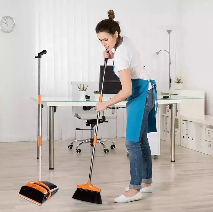 Amazon Hot Sale Stand Up Broom Dustpan Set Cleaning Supplies for Indoor Housewarming Dustpan with Long Handle Broom Combo