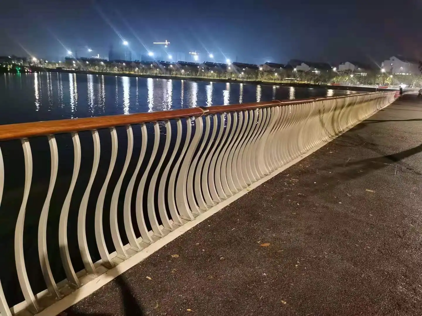 Road guardrail traffic protection road guardrail sidewalk isolation crash barrier