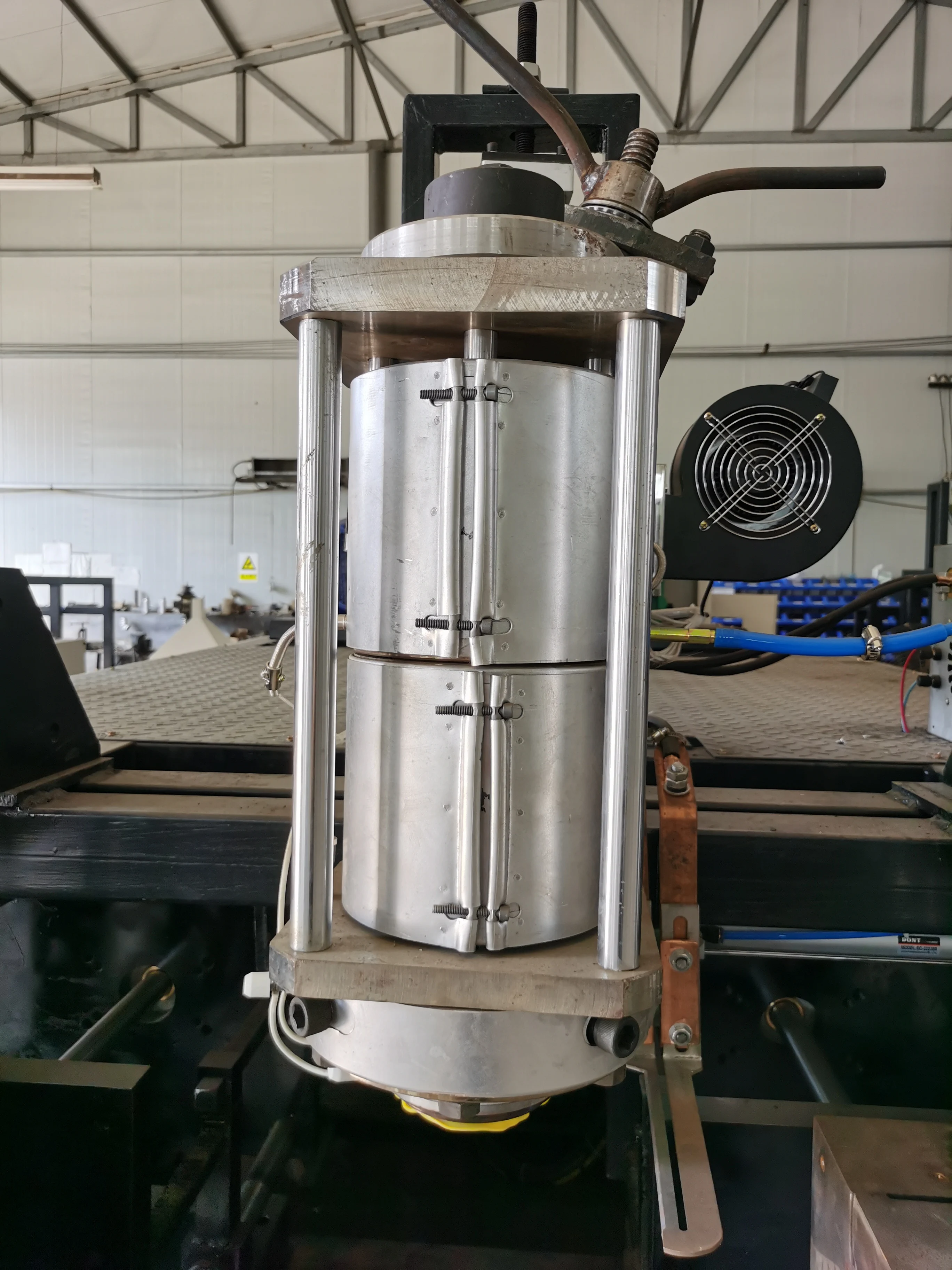 rotary preform stretch blow moulding machine