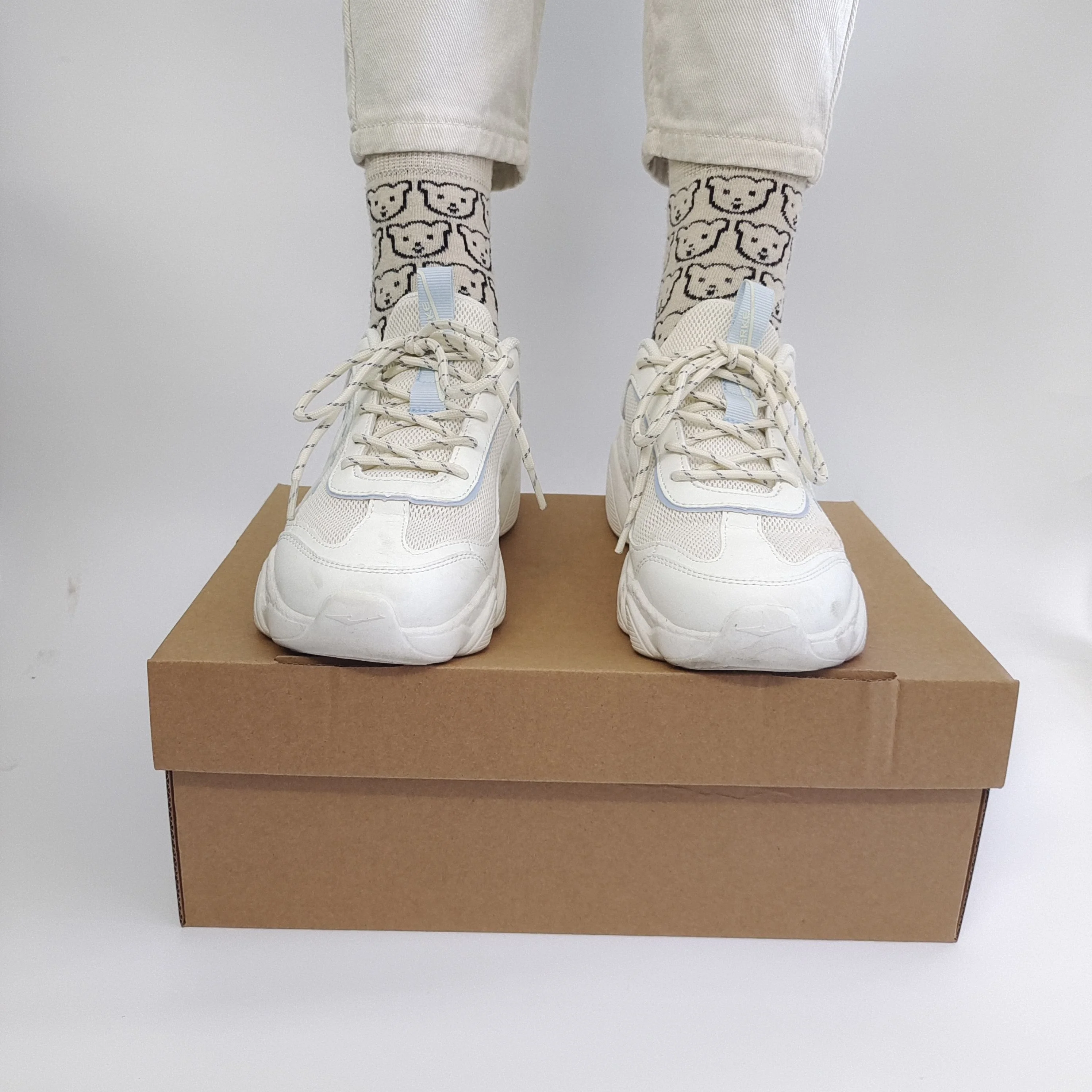 Custom Corrugated Shoe Box Logo Folded Paper Carton Plain Cardboard Kraft Corrugated Shoe Box Packing Logo Corrugated Shoe Box