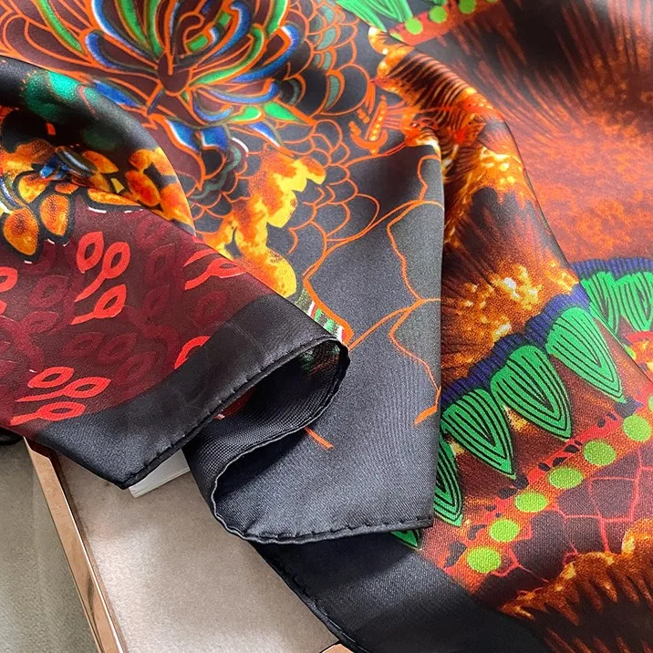 New Arrival Fashion Islamic Muslim Black Golden Silk Printed Head Wraps Shawls Luxury Long Heavy Silk Hijab Arabic Scarves