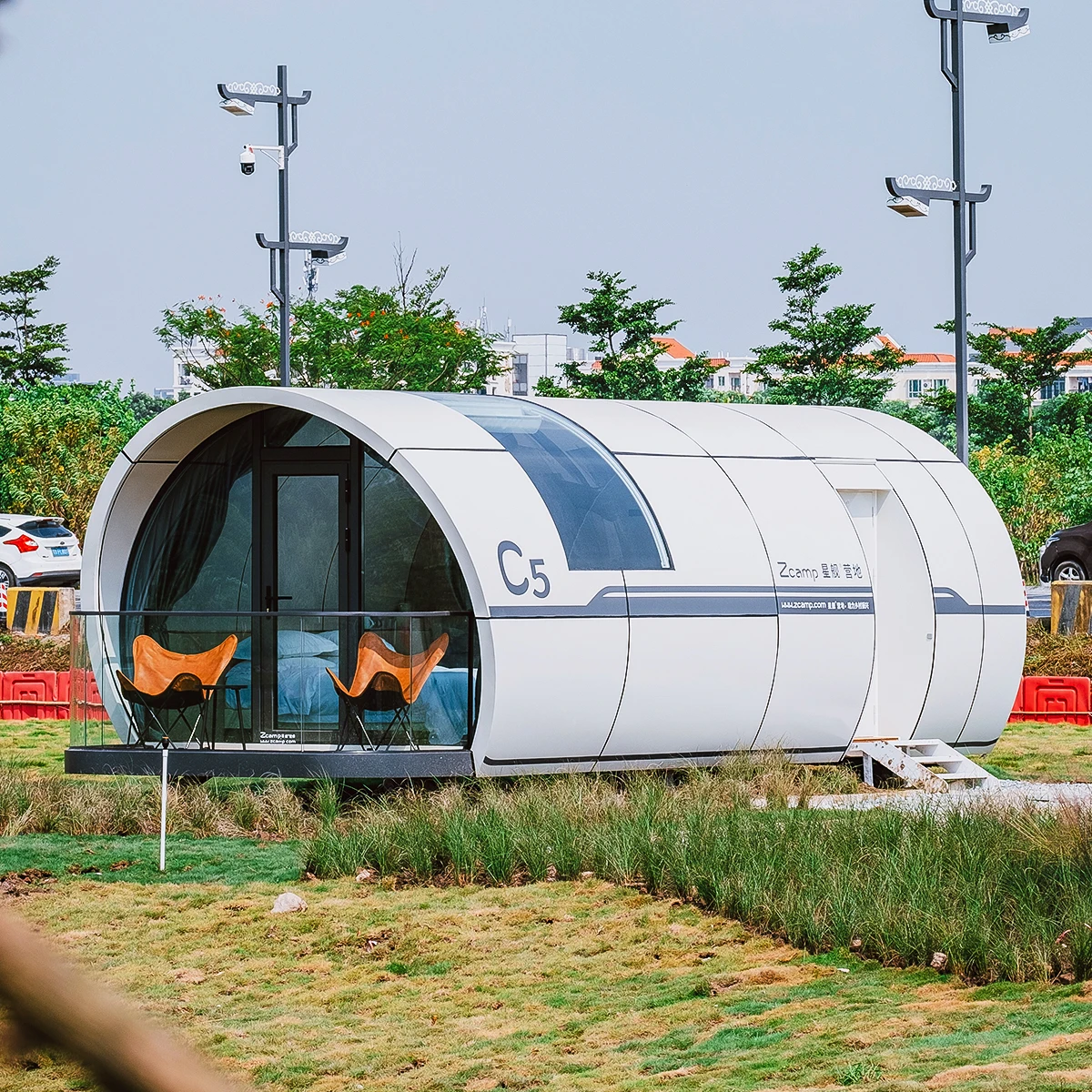 Outdoor Eco Capsule House Luxury Extendable Pod Prefabricated Capsule Hotel Capsule Room Prefab Cabin Container House