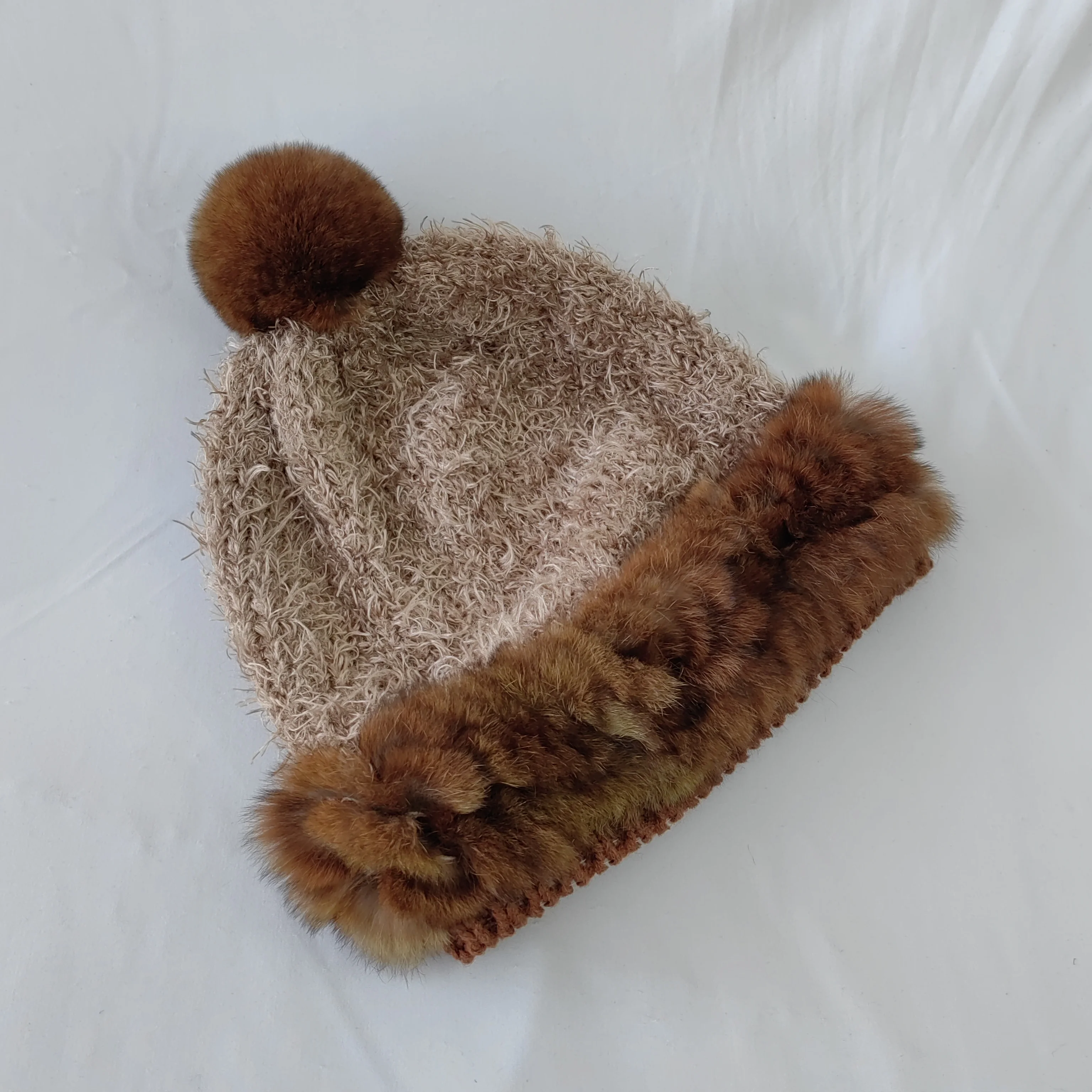 Ladies winter adult acrylic Neutral thick color knitted hat fur hat with pompom