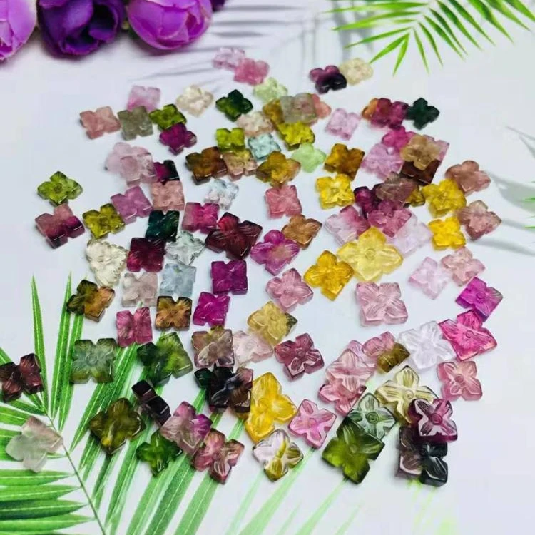 Wholesale crystal quartz tourmaline small exquisite tourmaline carving four clover small