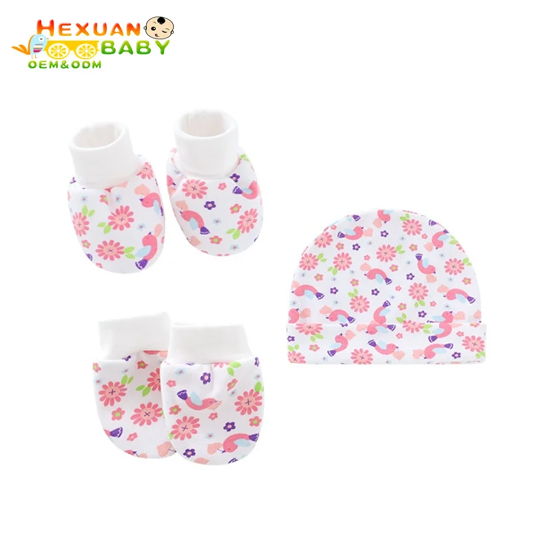 Детские мягкие хлопковые перчатки с защитой от царапин, комплект с шапкой, удобные варежки, Комплект носков для малышей и новорожденных