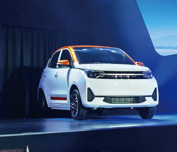 High speed car right hand drive electric car with solar panel mr bean car RHD cheapest price