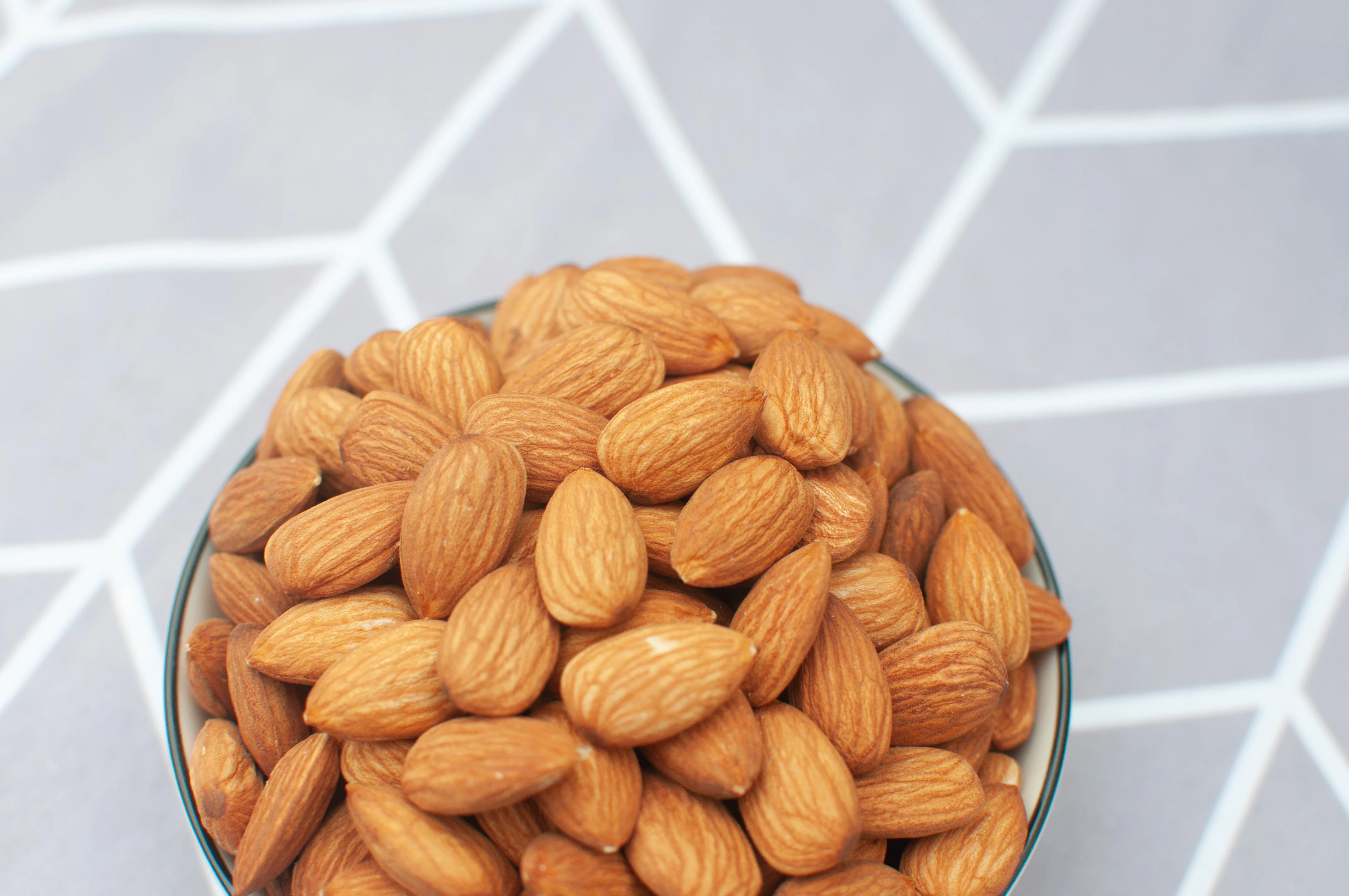 Concise design Roasted salted almonds for sale Natural Colour Cool Storage  almonds Australia