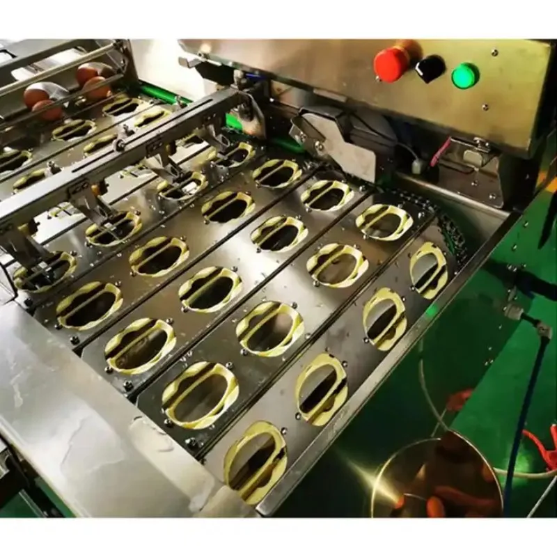 Automatic Egg Shell Crush Crack Processing Line/ SUS Egg White Yolk Separator and Break Machine