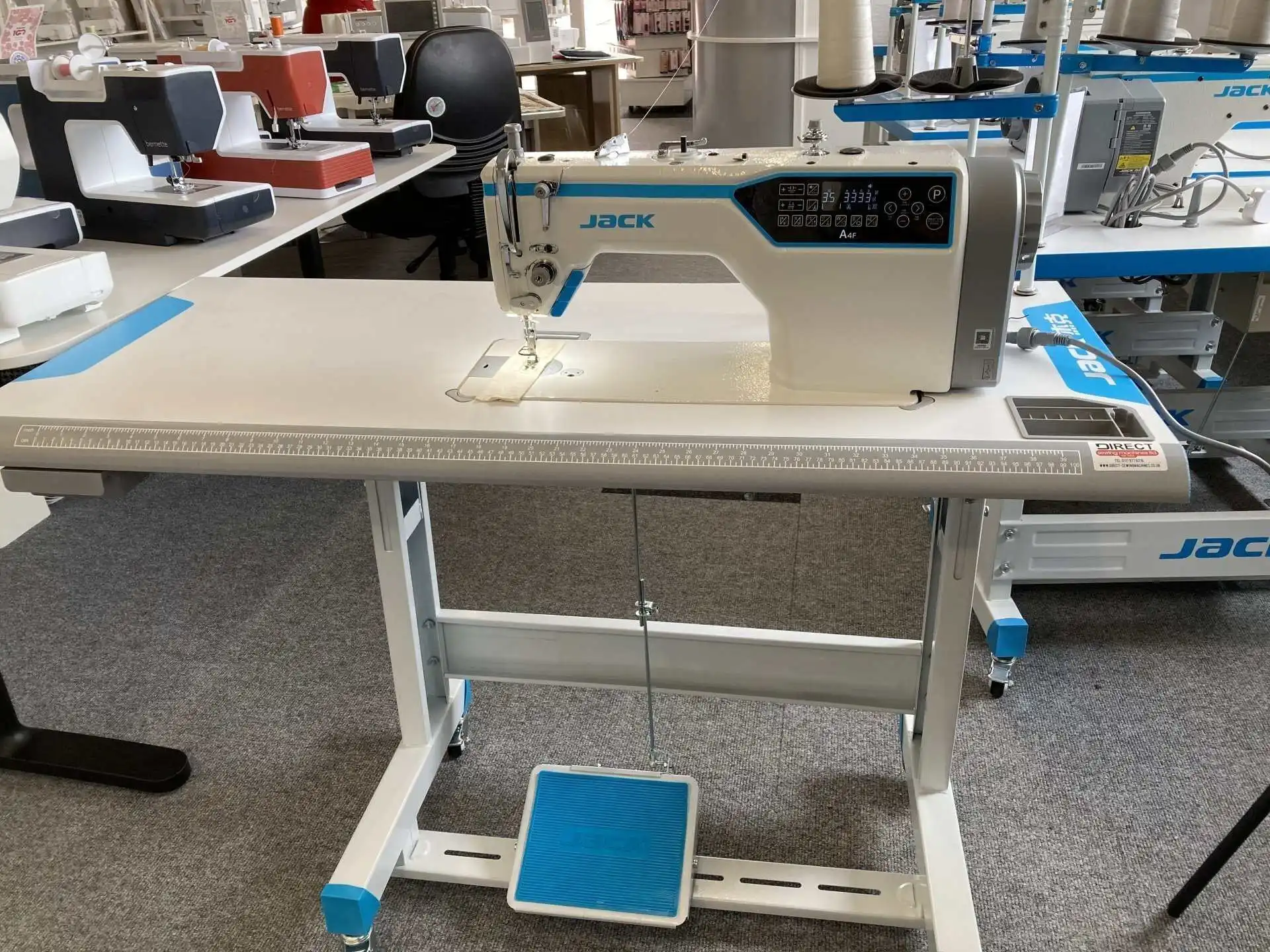 Hot Selling Brand New Jack A4F Single Needle Digital Lockstitch Sewing Machine with Digital Presser Foot for Sale