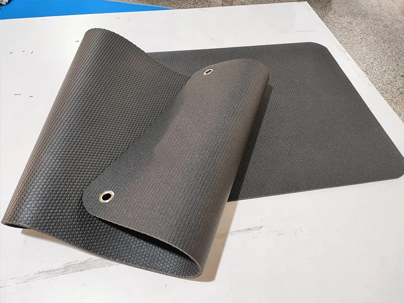 Custom Logo Anti slip Eco Friendly Gym Exercise Pvc Floor Yoga Pilates Hanging Mat with eyelet hole