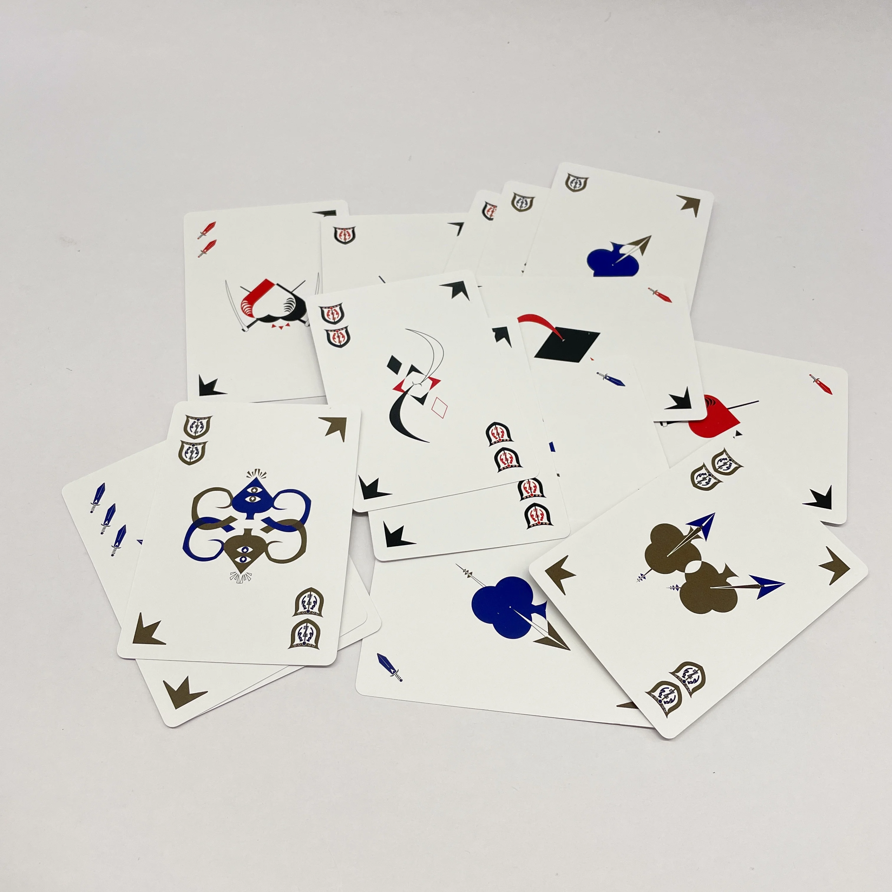 Customize board game high quality Monopoli board game and plastic house manufacture