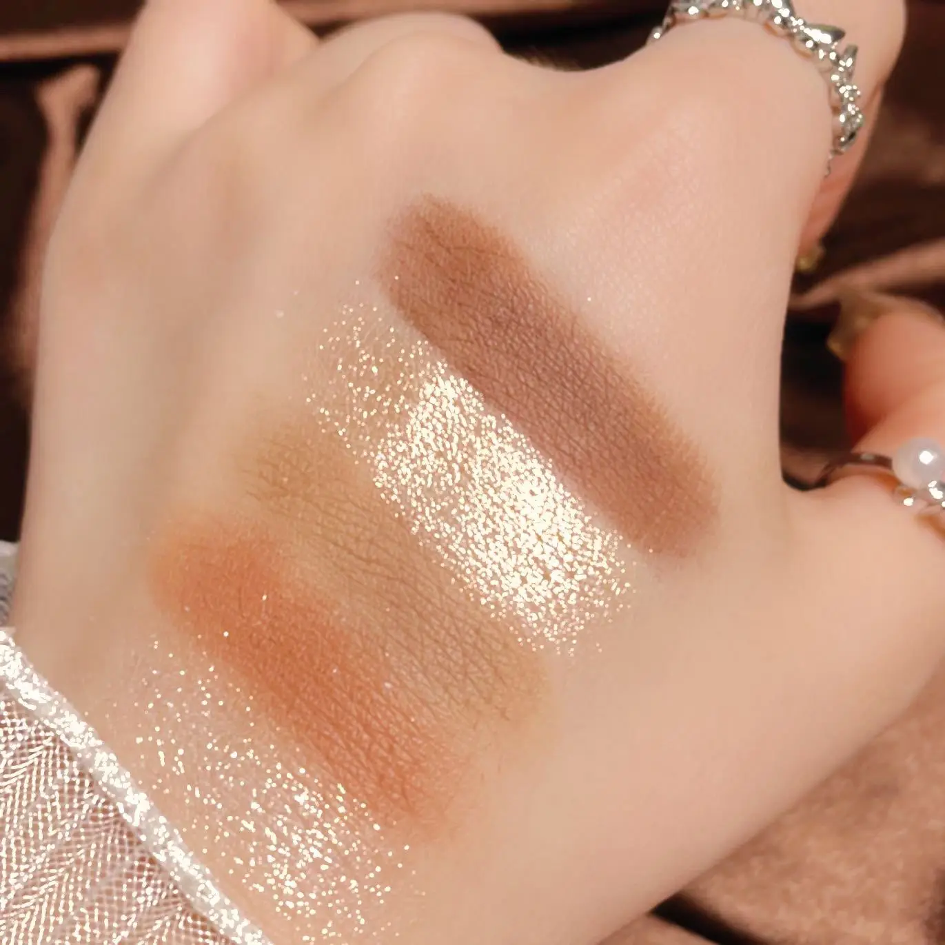 Wholesale High Quality Retro Luxury Waterproof Glitter Matte 6 Colors Pearl Eyeshadow For Beauty Girls