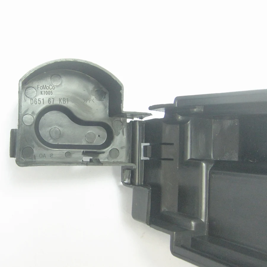 Car battery line cap D651-67-KB1A for Mazda 2 2007-2012 Demio Ford Fiesta 2007-2012