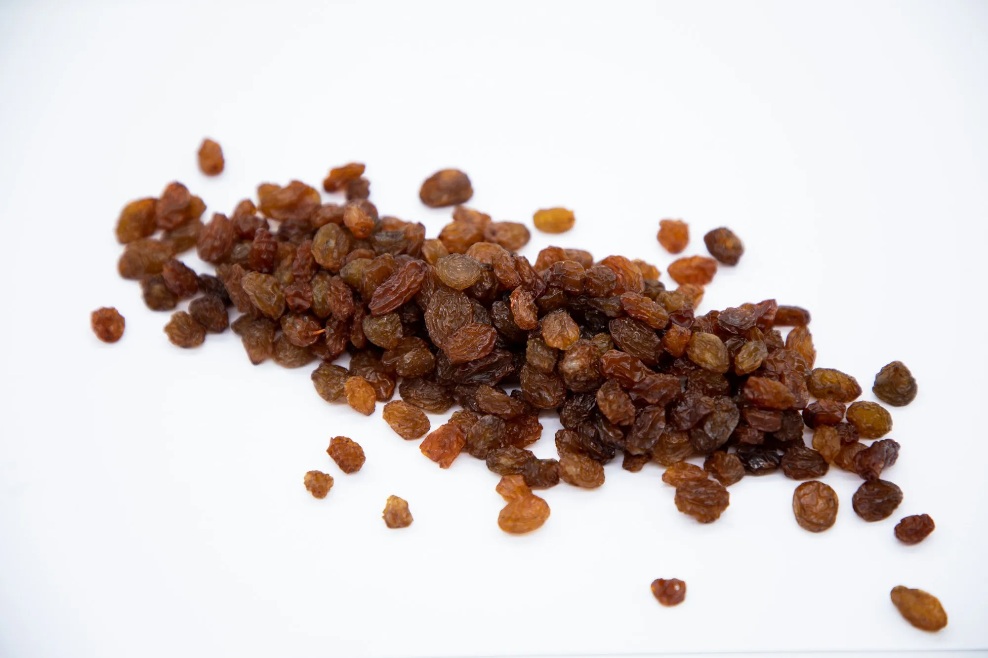 Non-GMO high grade bulk wholesale dried grapes from Uzbekistan sweet raisin sultana natural healthy snack