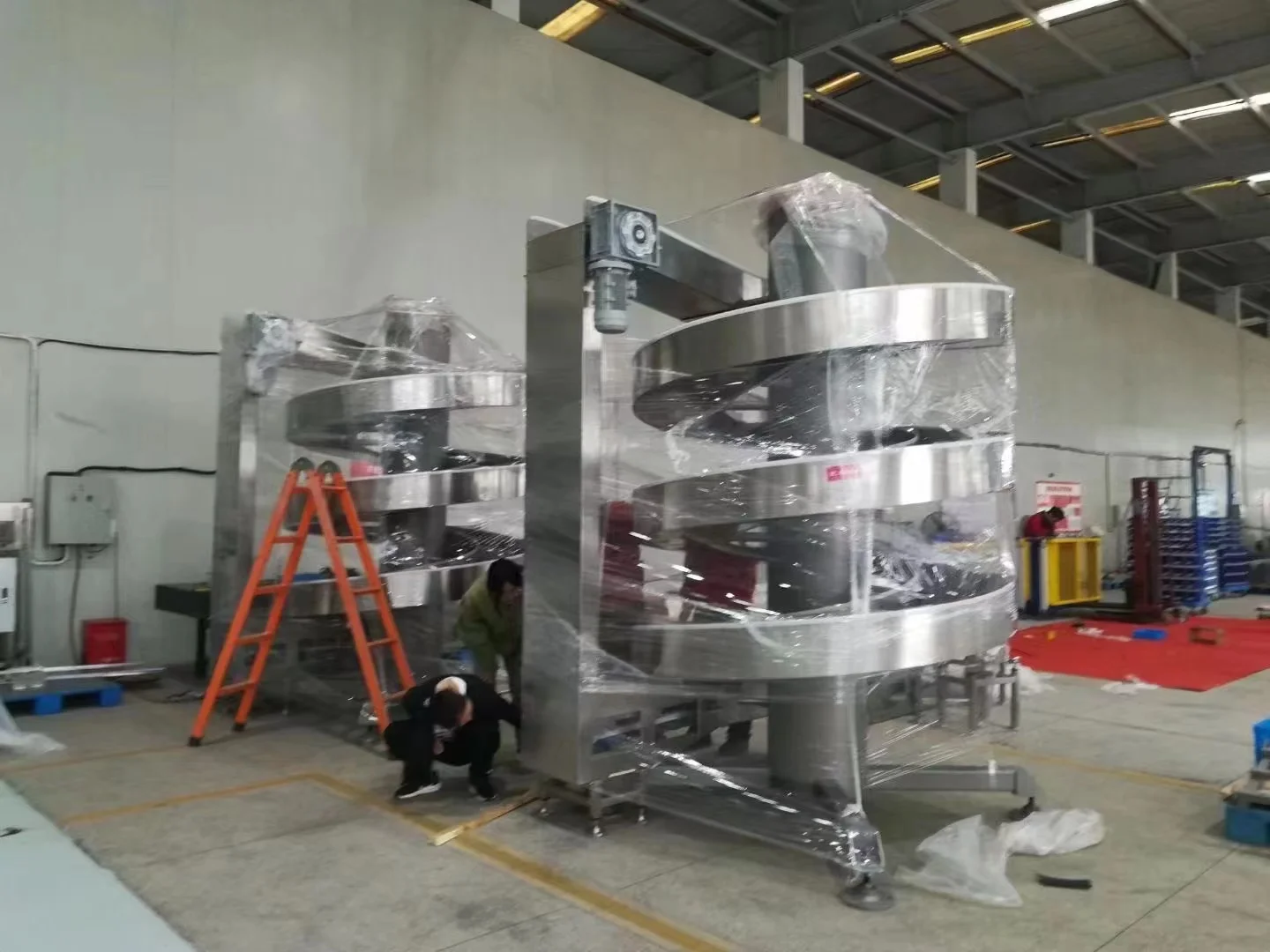 Heavy Duty Steel Spiral Lifting Conveyor  for factory warehouse use