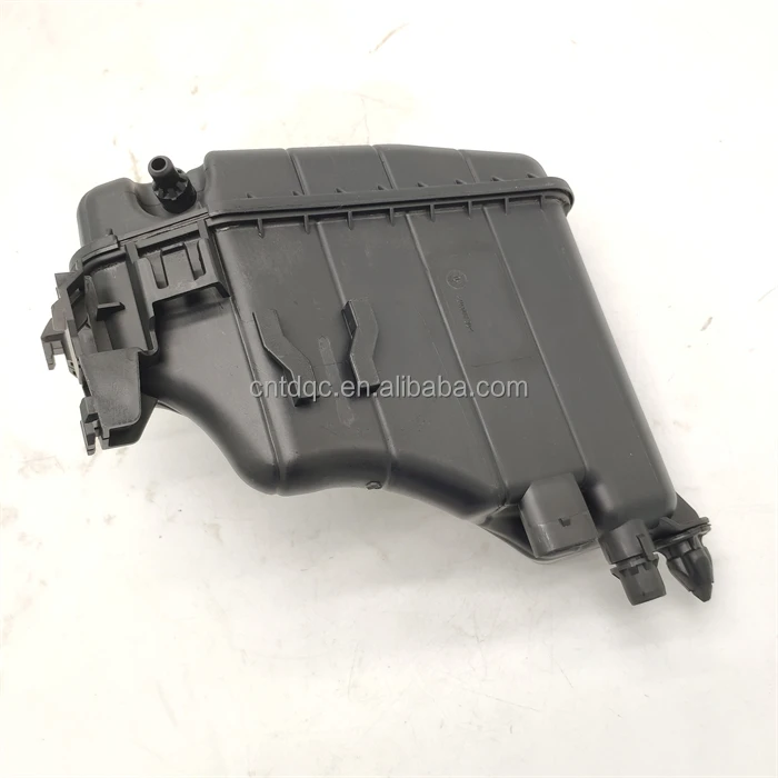 High quality Petrol Expansion Tank 17138742975 Automobiles Intercooler Coolant Expansion Tank for G30 G31