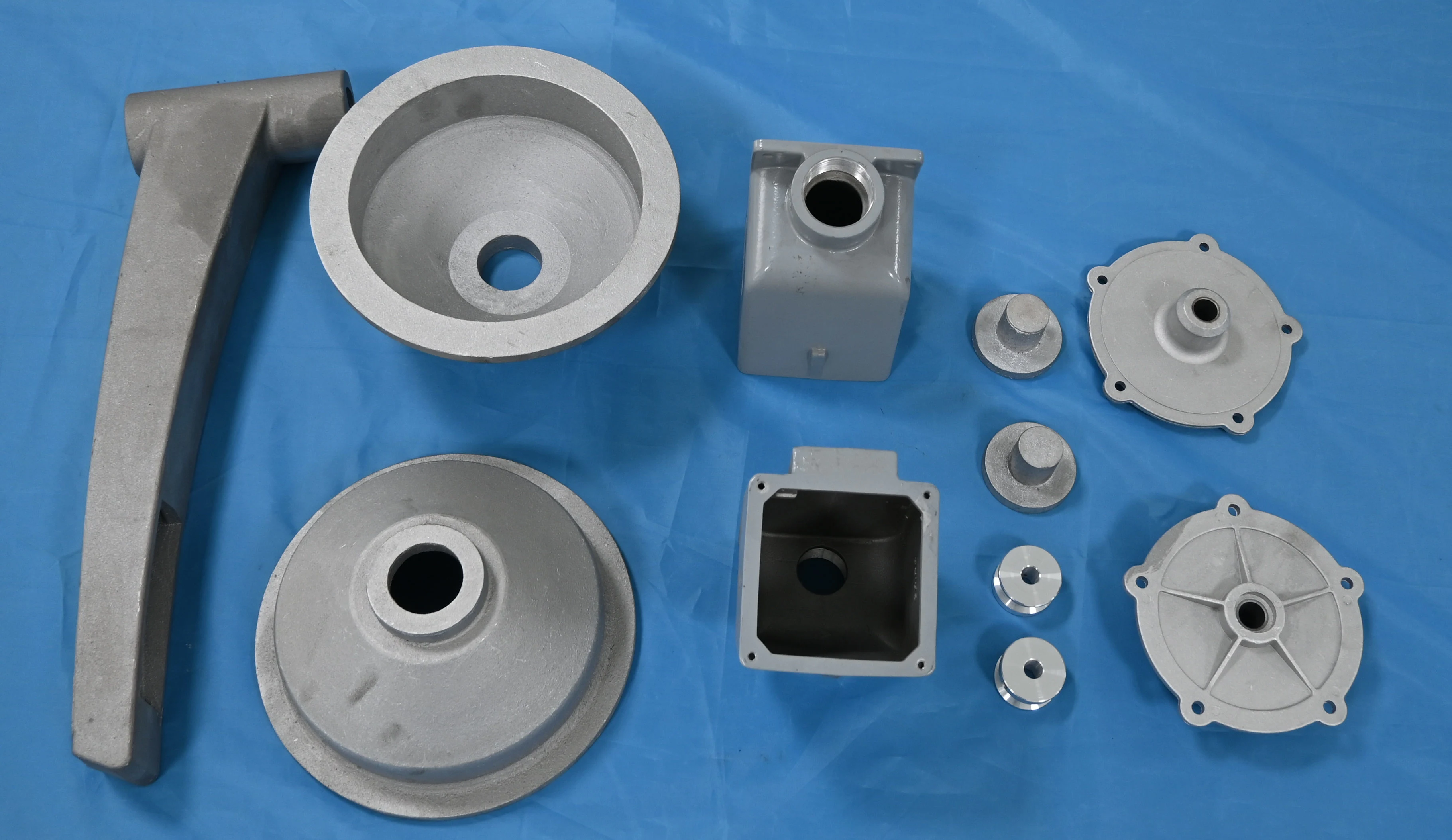 Гарантия качества Заводские изготовленные на заказ металлические Cnc точные детали из углеродистой литьевой стали