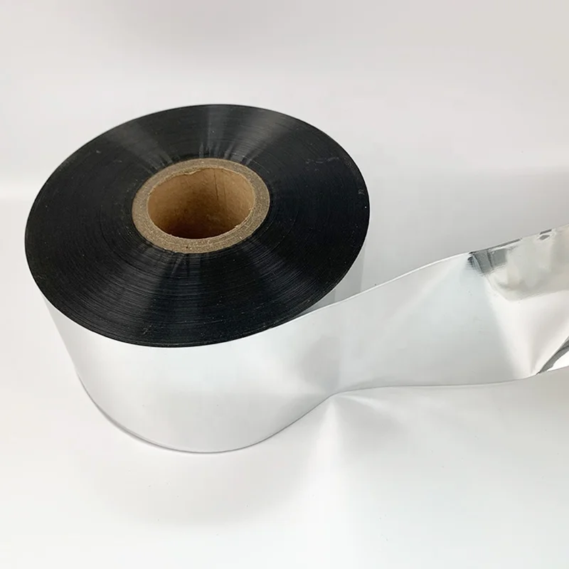 Производитель производит рулоны серебристо-алюминиевой ламинированной пластиковой пленки, которые могут быть изменены по размеру