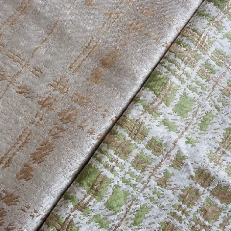 Fashion Yarn-dyed Checked Gold Plaid Wire Fabric Jacquard Brocade Fabric for Spring Autumn Clothing
