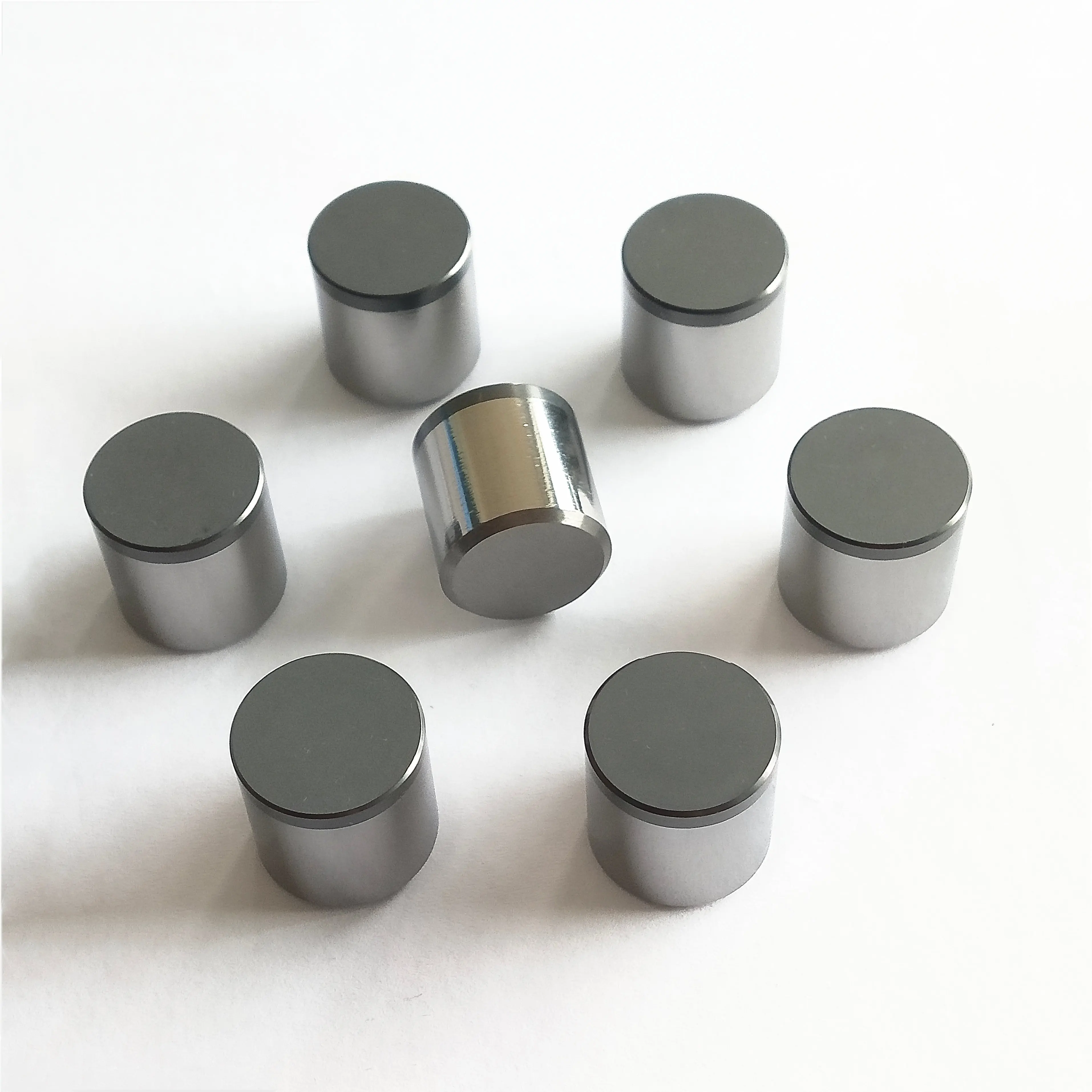 
Sanmeul Factory Directly 1616 PDC Carbide Inserts for Water Well and Oil Drill Bit Diamond Products 