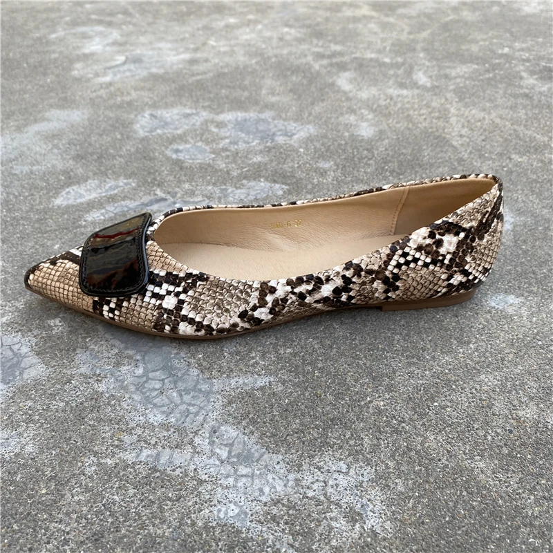 Low price China wholesale cheap foldable normal flat pump shoes for women and ladies