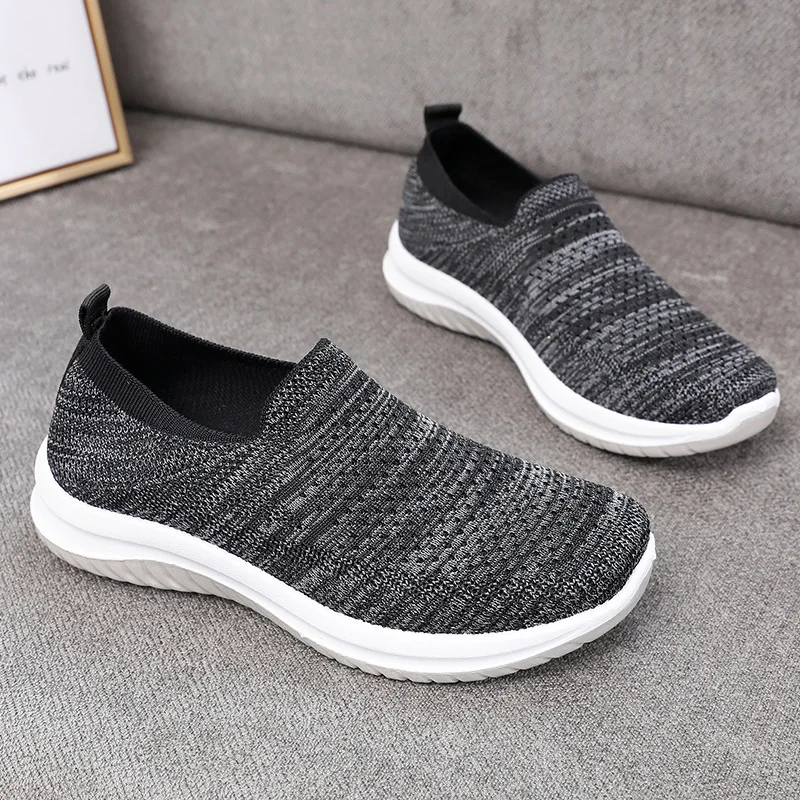 Custom Model Simple Ladies Loafer Shoes Solid Color Round Toe Soft Sole Mesh Breathable Slip-On Ladies Casual Shoes