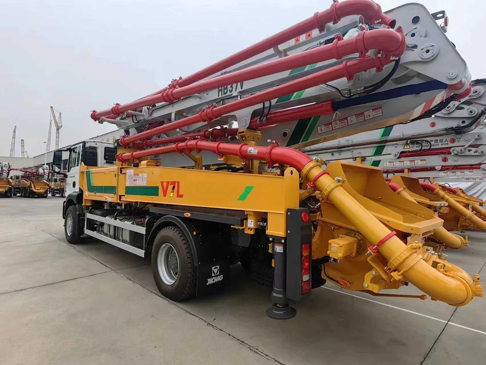 China 47m 52m China New Concrete Mixer with Pump Truck Machine Sym5350thbfb 520c-10A Hb52V Hb47V For Sale