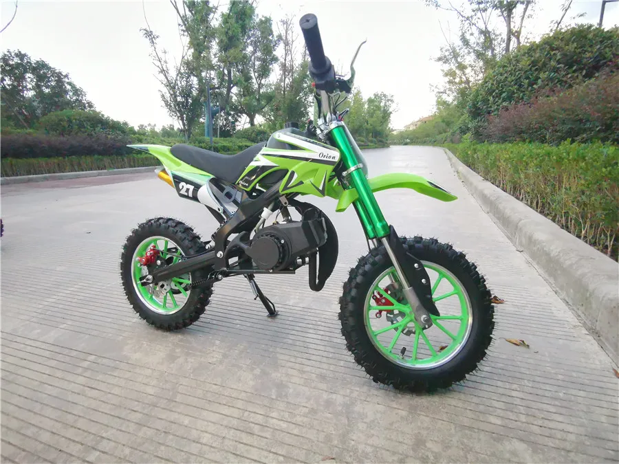 China Supplier MADEMOTO 60CC 4-WHEEL ATV 2 stroke Quad bike Pitbike China Small mini Snowmobiles for sale