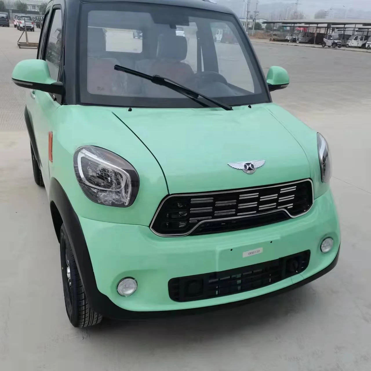 China New Enclosed Car Four-wheeled Eco-friendly New Mini Car