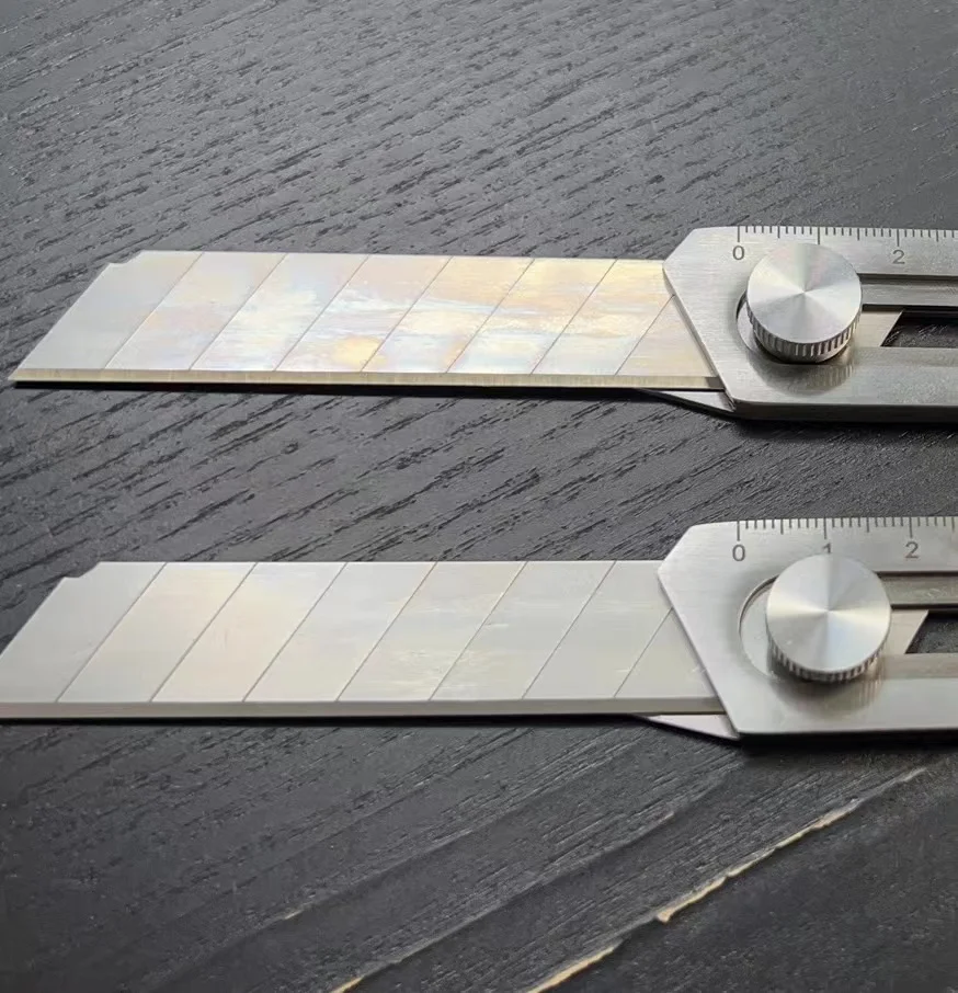 Yuyao Kebo manufacturer retractable safety knife rubber handle metal Aluminum utility knife cutter