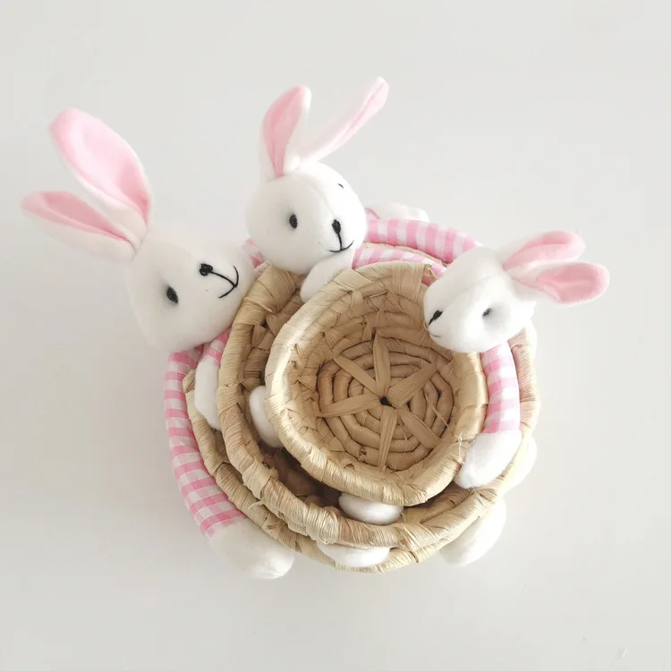 Cute straw corn husk bear storage basket accessories Storage candy sundry storage basket holiday decoration props