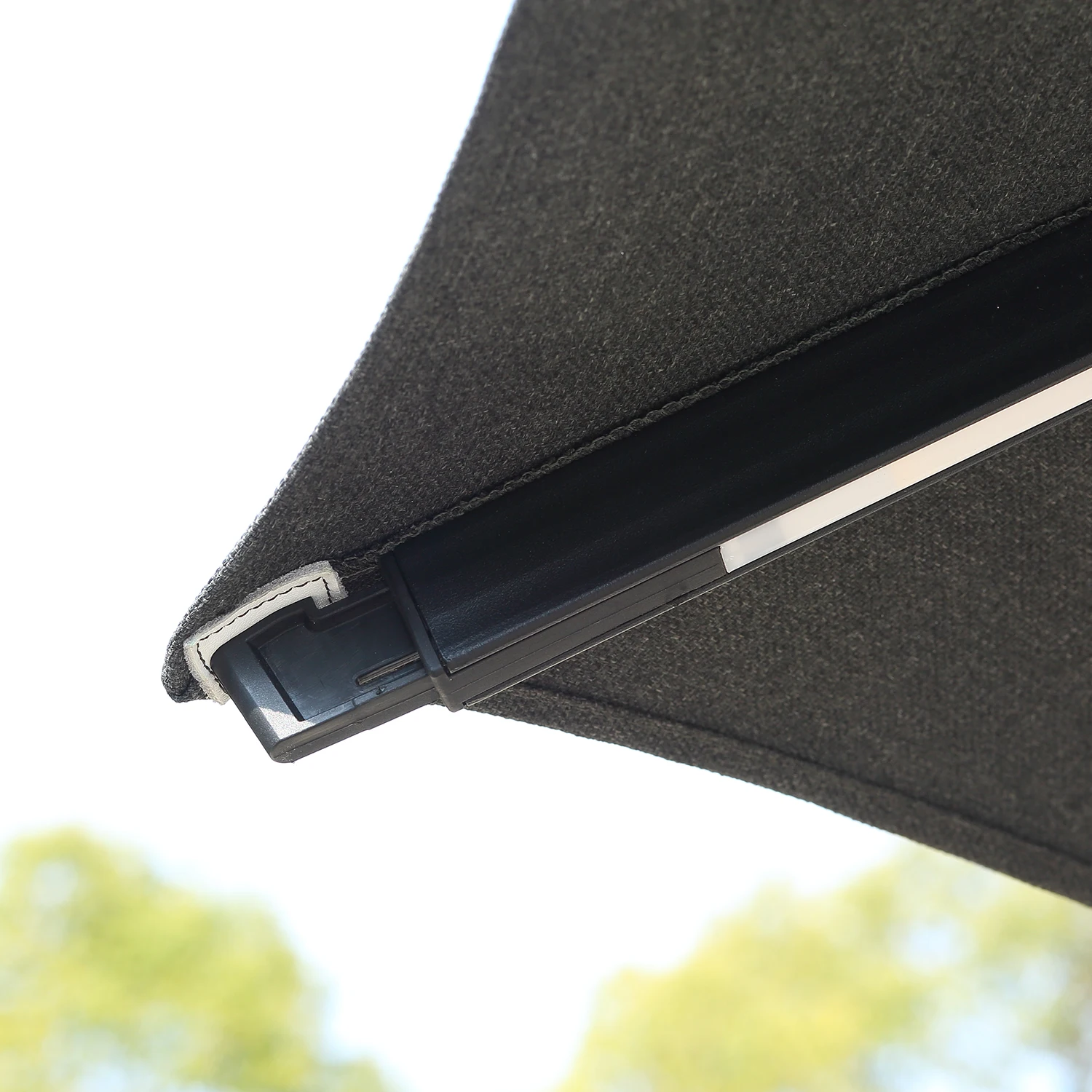 Commercial Cantilever Patio Big Size Sun Shade Garden Led Aluminum Parasols Outdoor Umbrella