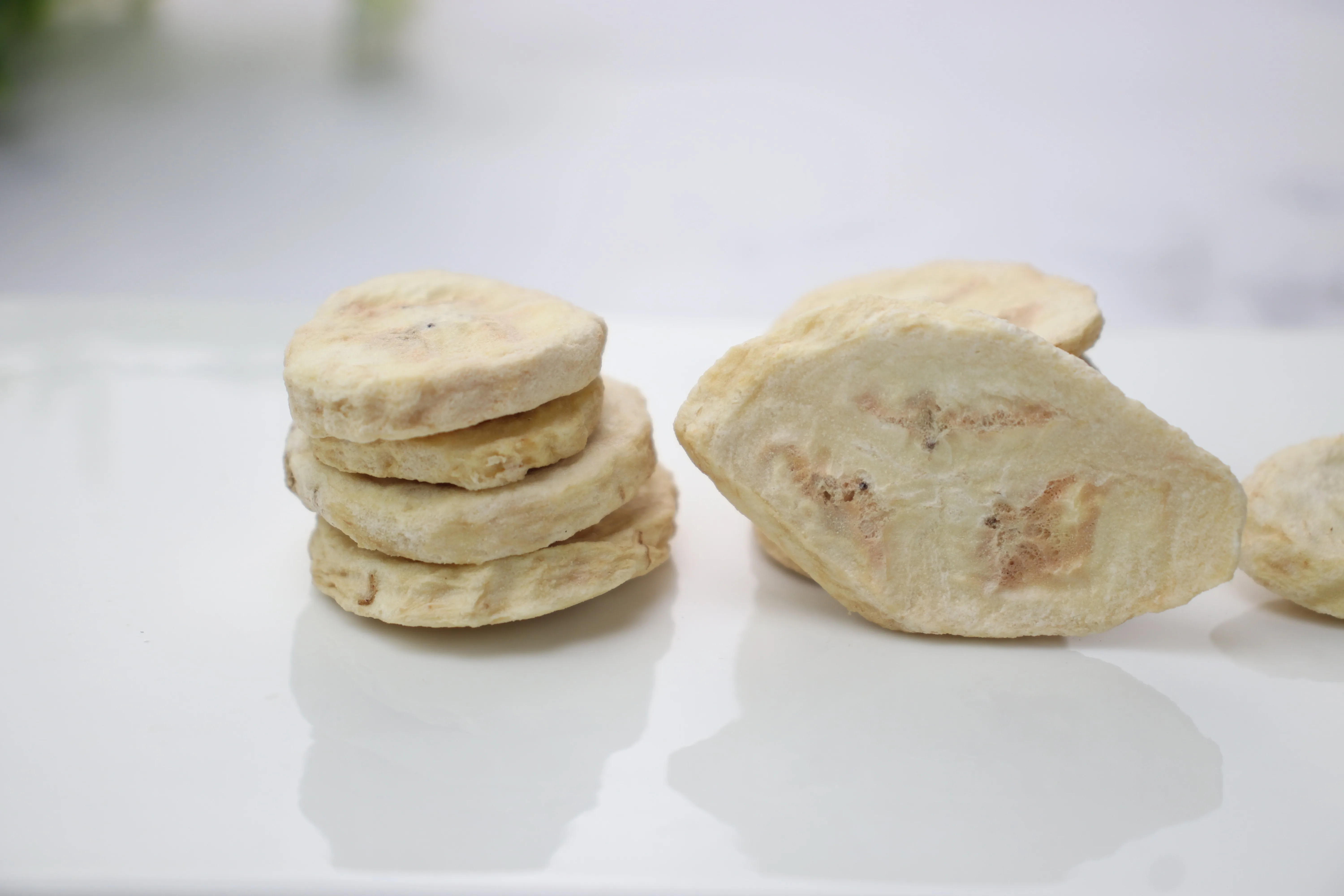 Sales of high quality freeze-dried banana slices processing custom fruit slices tea