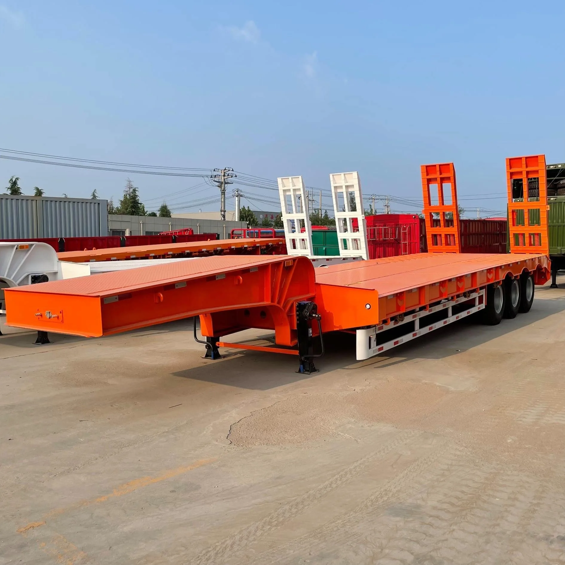 Заводская цена 3 4 оси экскаватор доставка Lowboy низкая кровать полуприцеп прицеп низкий погрузчик 60 70 80 тонн