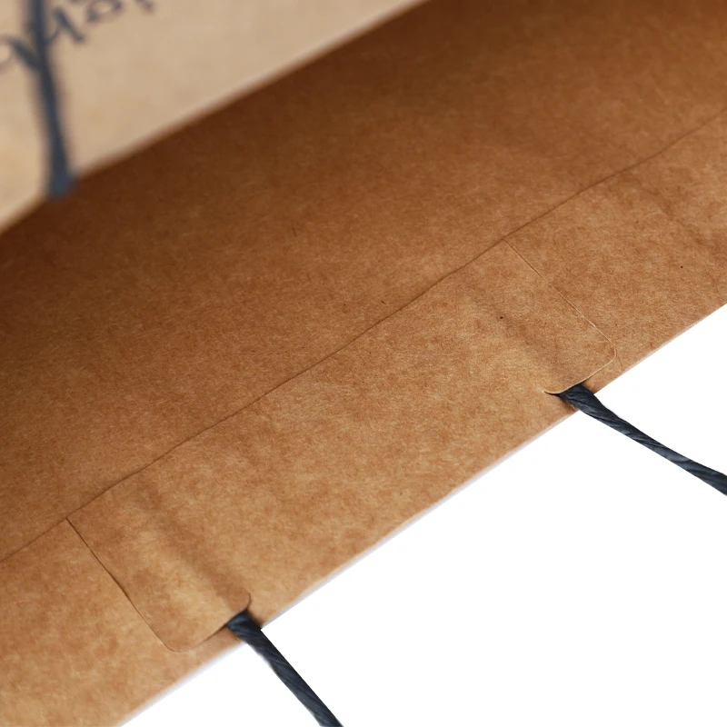 Custom Printed Paper Bags  Luxury White Kraft Paper Gift Bag With  Handles For clothing Shopping Bag With Your Own Logo