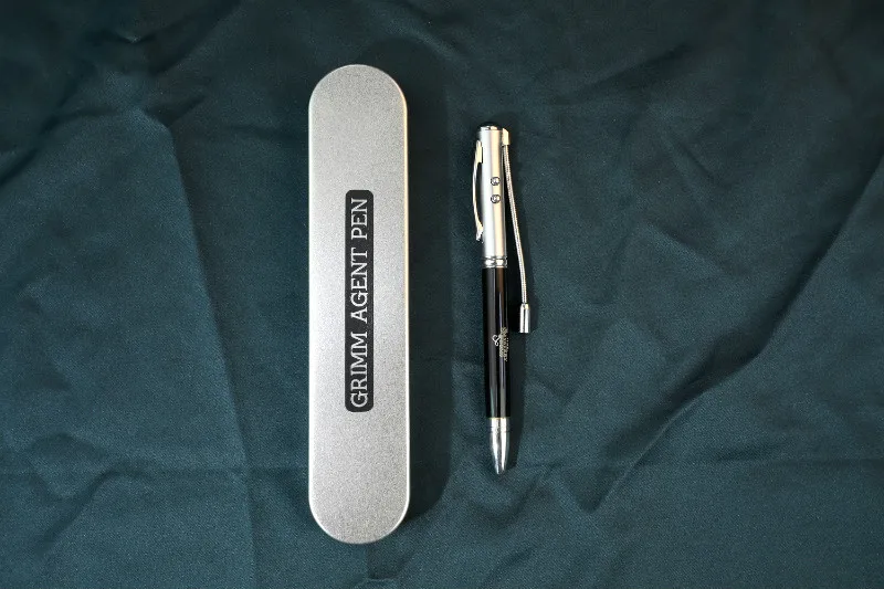 Multi-functional red laser pointer LED flashlight quality metal ballpoint pen