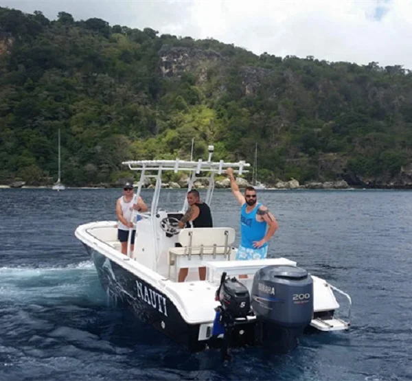 7.2m fiberglass center console boat for sale