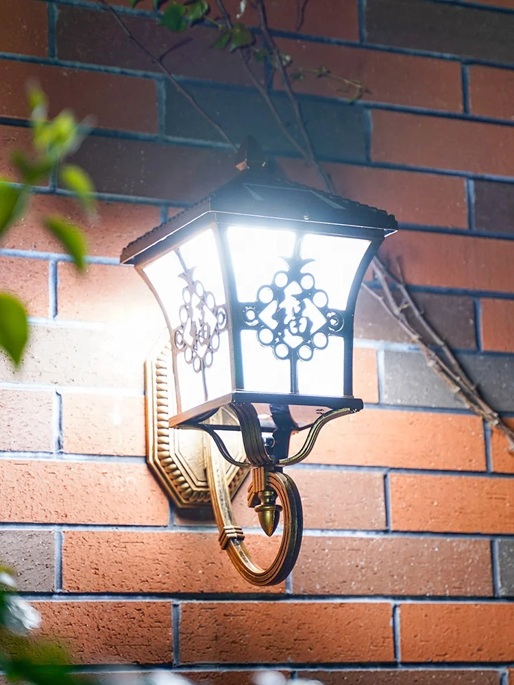Solar wall lamp home outdoor European-style balcony door outdoor wall lamp garden villa waterproof garden lamp