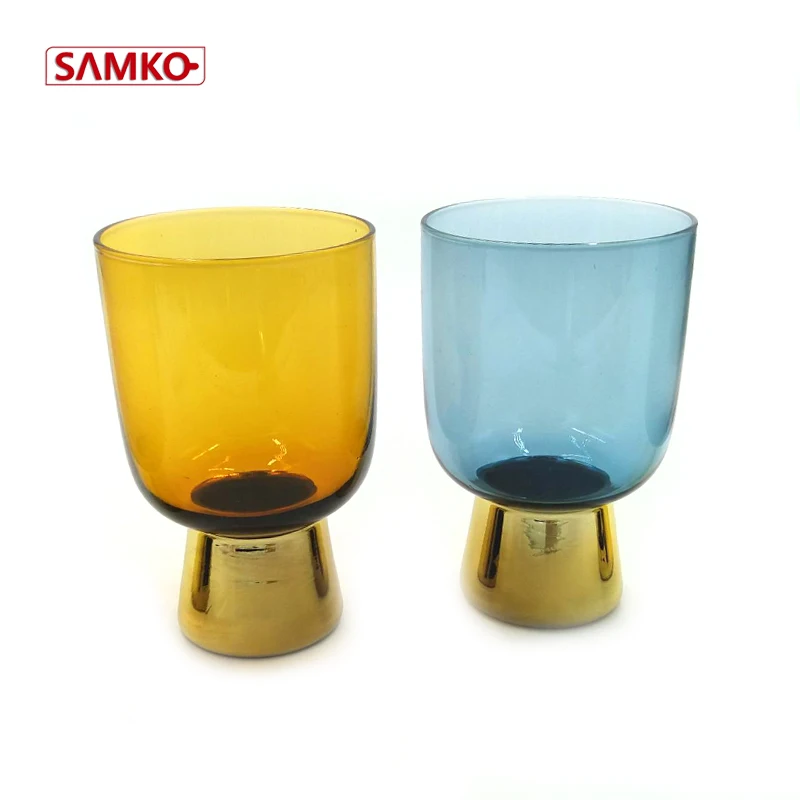 Набор цветных стеклянных чашек с металлическим основанием, Рождественская стеклянная чашка