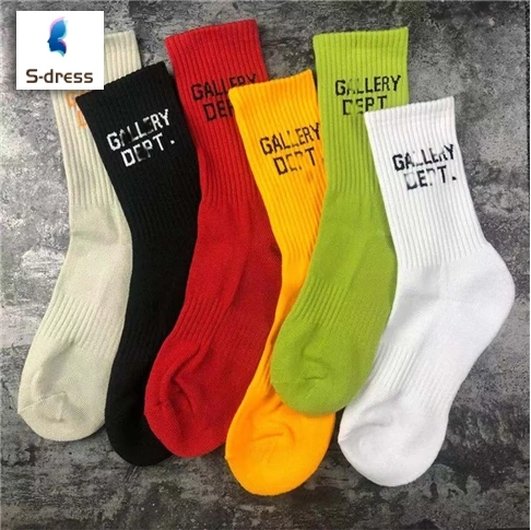 Custom Logo Men Women Unisex Sports Crew Cotton Socks Football Basketball Ankle Cycling Yoga Wholesale Designer Socks