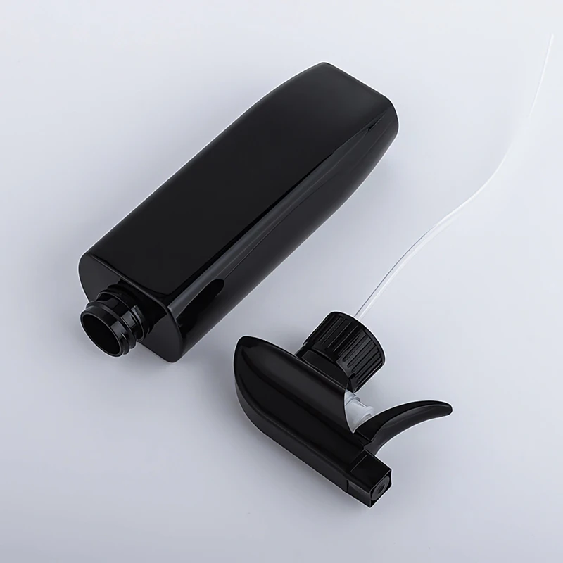 300ml Flat-shaped Dilution Cleaning Large Capacity Hand-held Spray Bottle Acid and Alkali Resistant Plastic Sprayer for Au