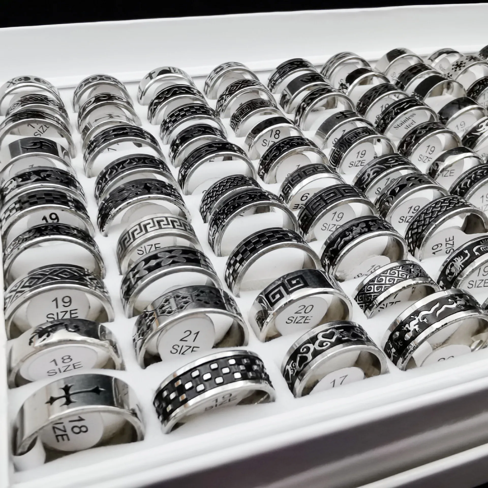 2023 Wholesale Cheap Mixed Finger Black Rings Wedding Engagement Fashion Jewelry Bulk Lot Men Stainless Steel Ring