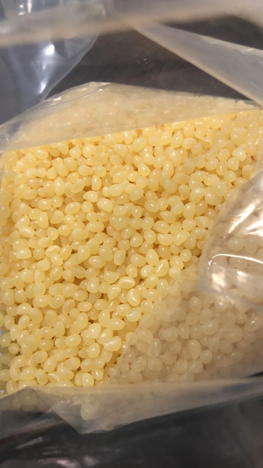 High quality EVA adhesive glue hot melt granule EVA Adhesive Granule Hot melt Glue Granule