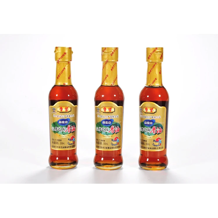 Sesame oil Manufacturers produce bottled sesame oil