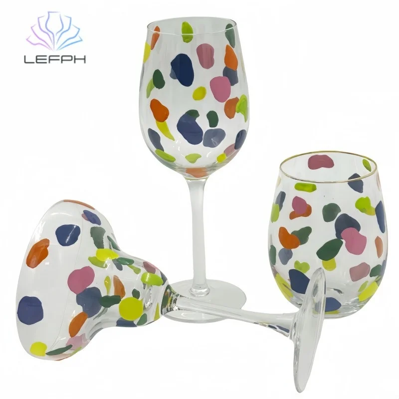 Стеклянные чайные чашки с рисунком