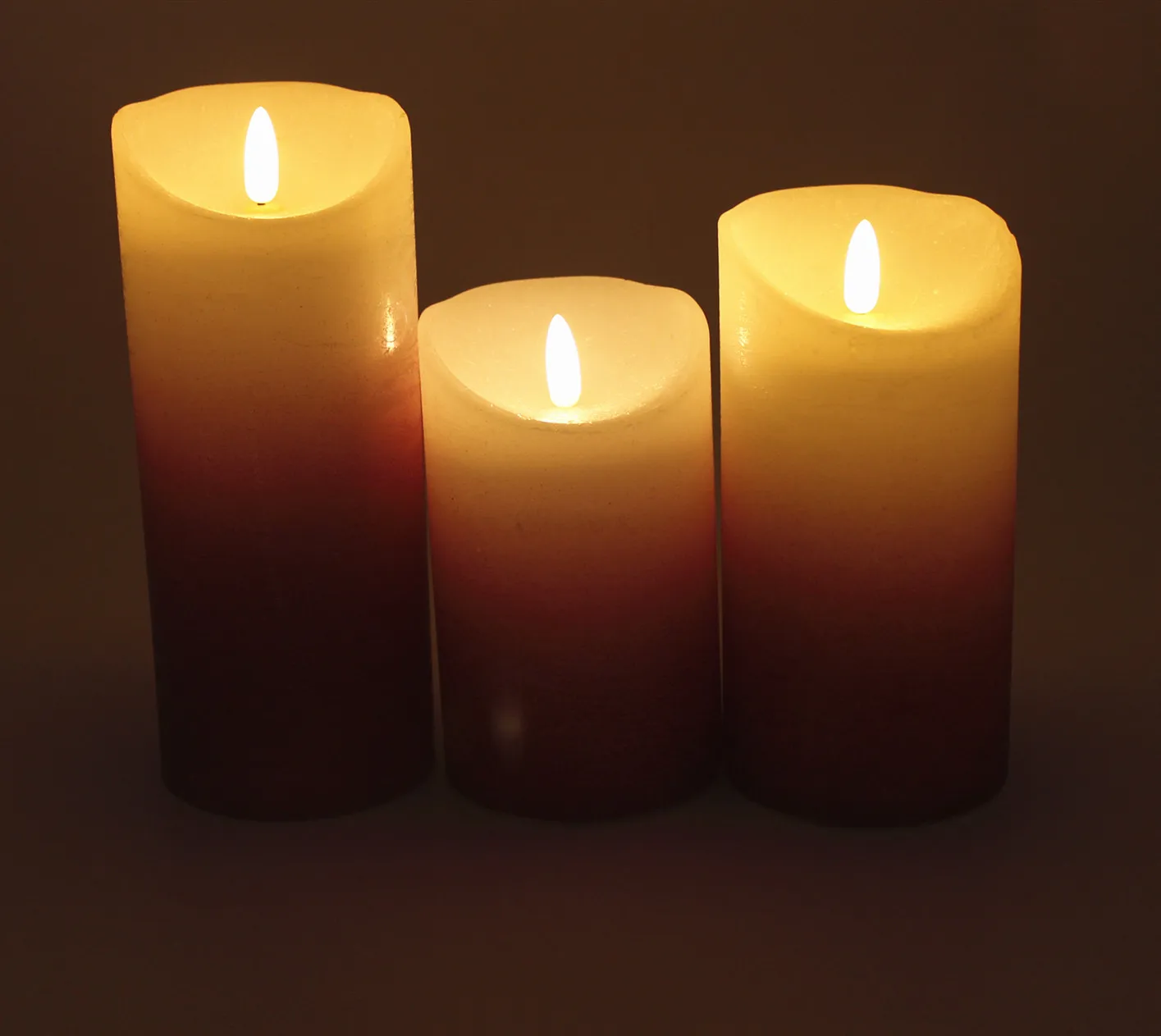 The new 2022 premium indoor LED flameless Christmas candle has a gradient of red