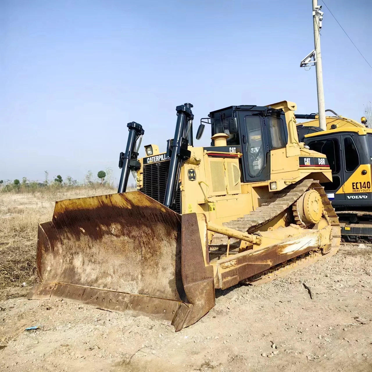 Second Hand D8R Cat D8R Bulldozer Secondhand Cat D8N/ D8R/ D8K /D8H in Good Working Condition for Sale
