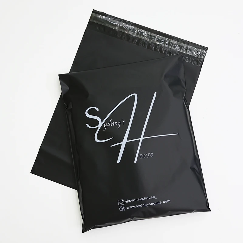 Custom 100% Recycled Self Sealing Shirt Packaging Matte Black Poly Compostable Mailer Courier Bag