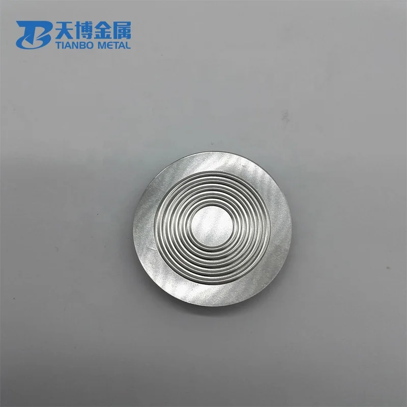 Tantalum metal diaphragm for diaphragm pressure gauges and pressure sensors
